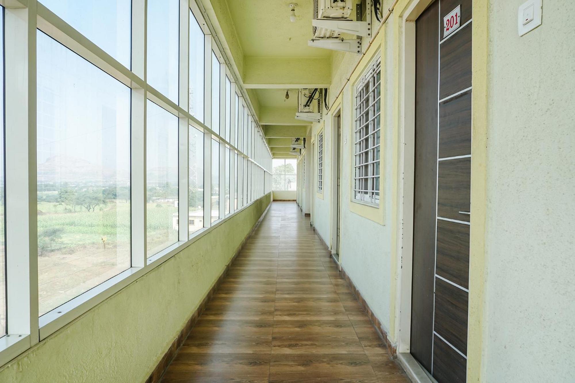 Fabexpress Vaishnav Inn Talegaon Dabhade Esterno foto