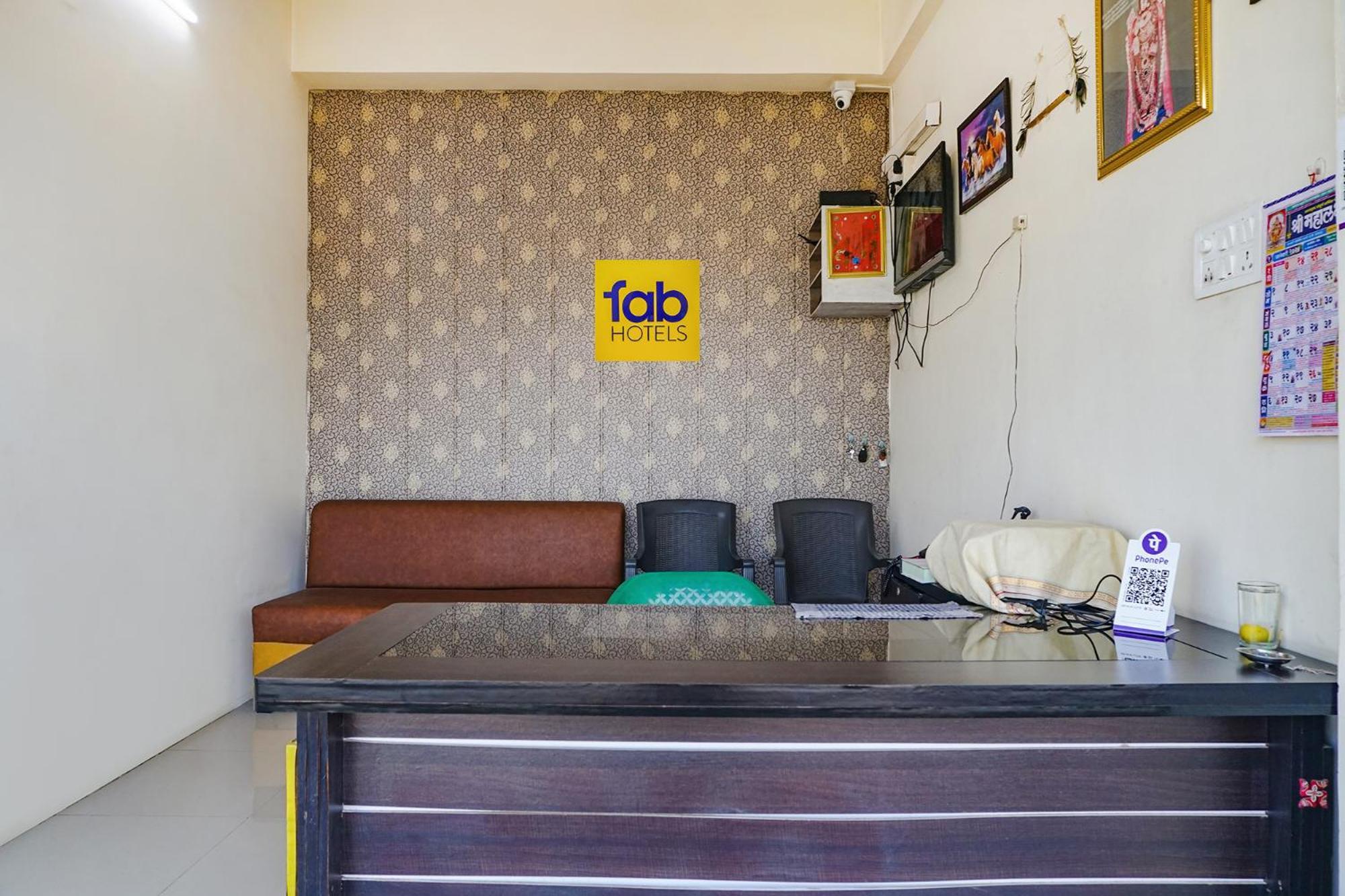 Fabexpress Vaishnav Inn Talegaon Dabhade Esterno foto