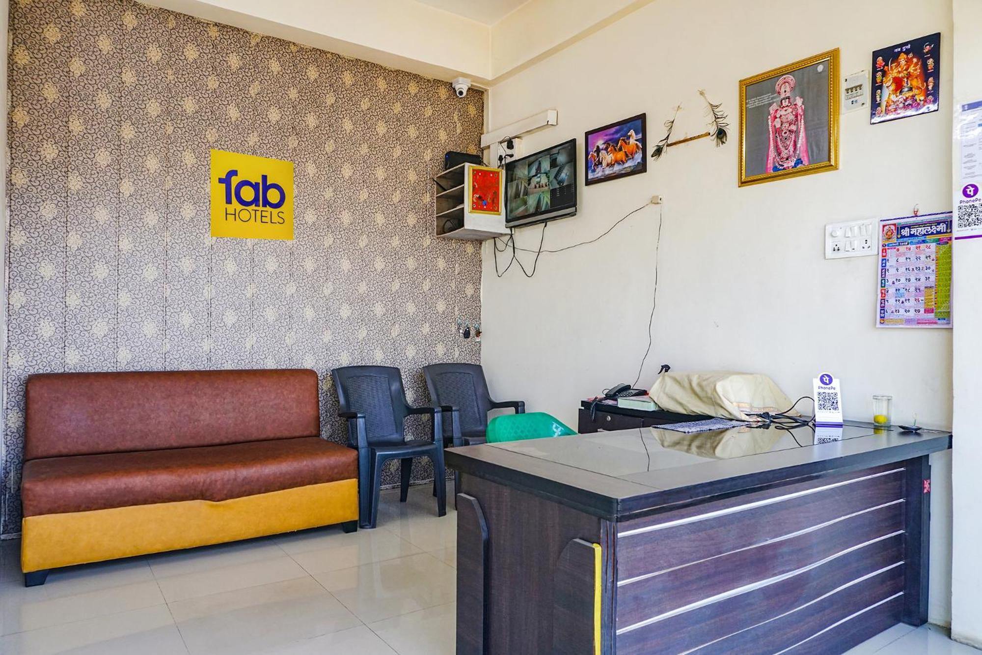 Fabexpress Vaishnav Inn Talegaon Dabhade Esterno foto